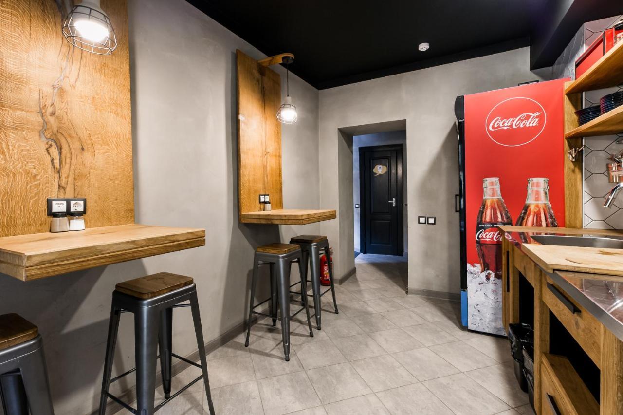 Wicked Weasel Hostel Riga Exterior foto
